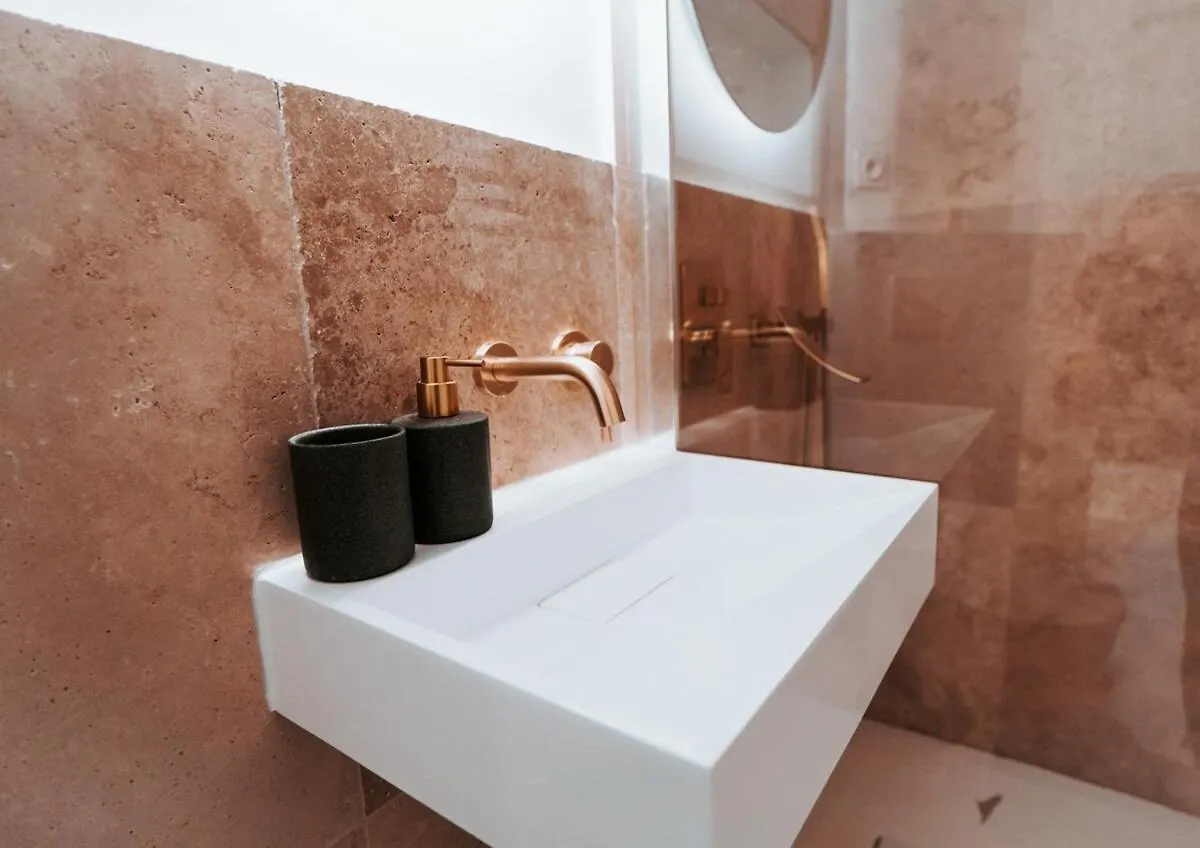 Apartment |Aaa| Love & Balneo Week-End Marseille France